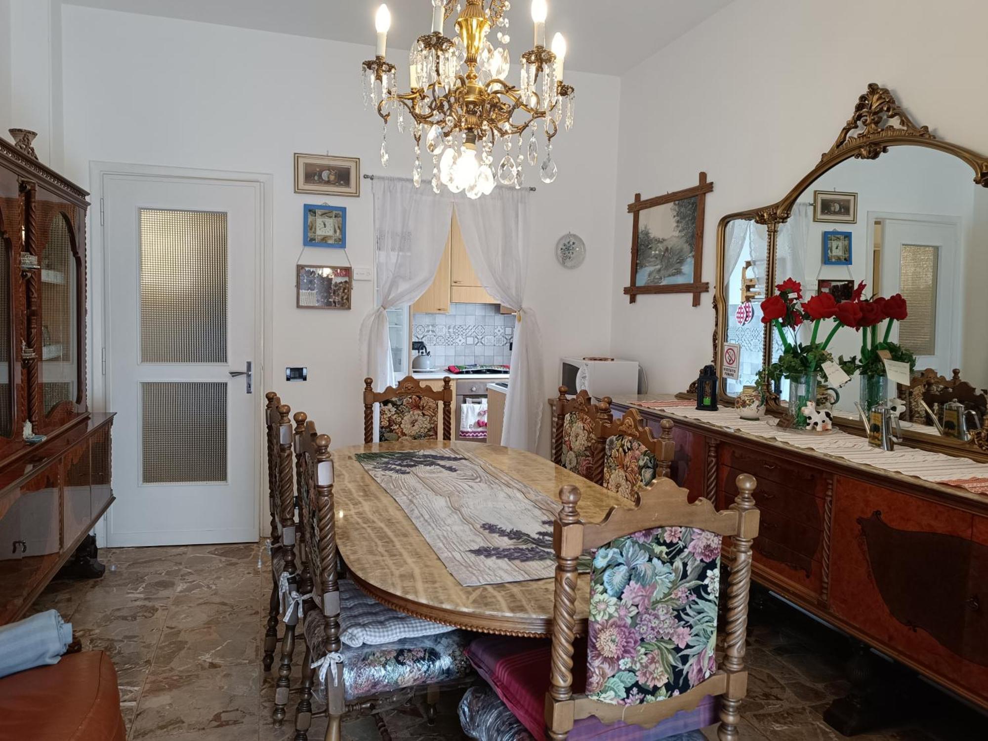 Giaveno, Apartment "Margherite" A Pochi Passi Dal Centro, Wifi Екстериор снимка