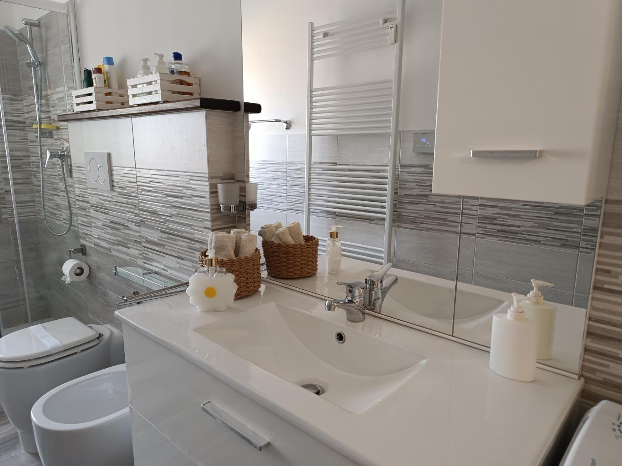 Giaveno, Apartment "Margherite" A Pochi Passi Dal Centro, Wifi Екстериор снимка